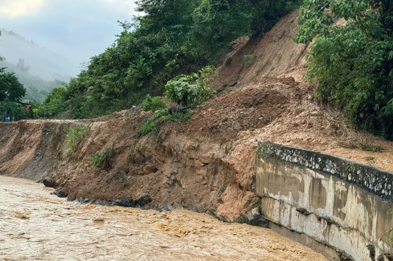 CẢNH BÁO LŨ QUÉT